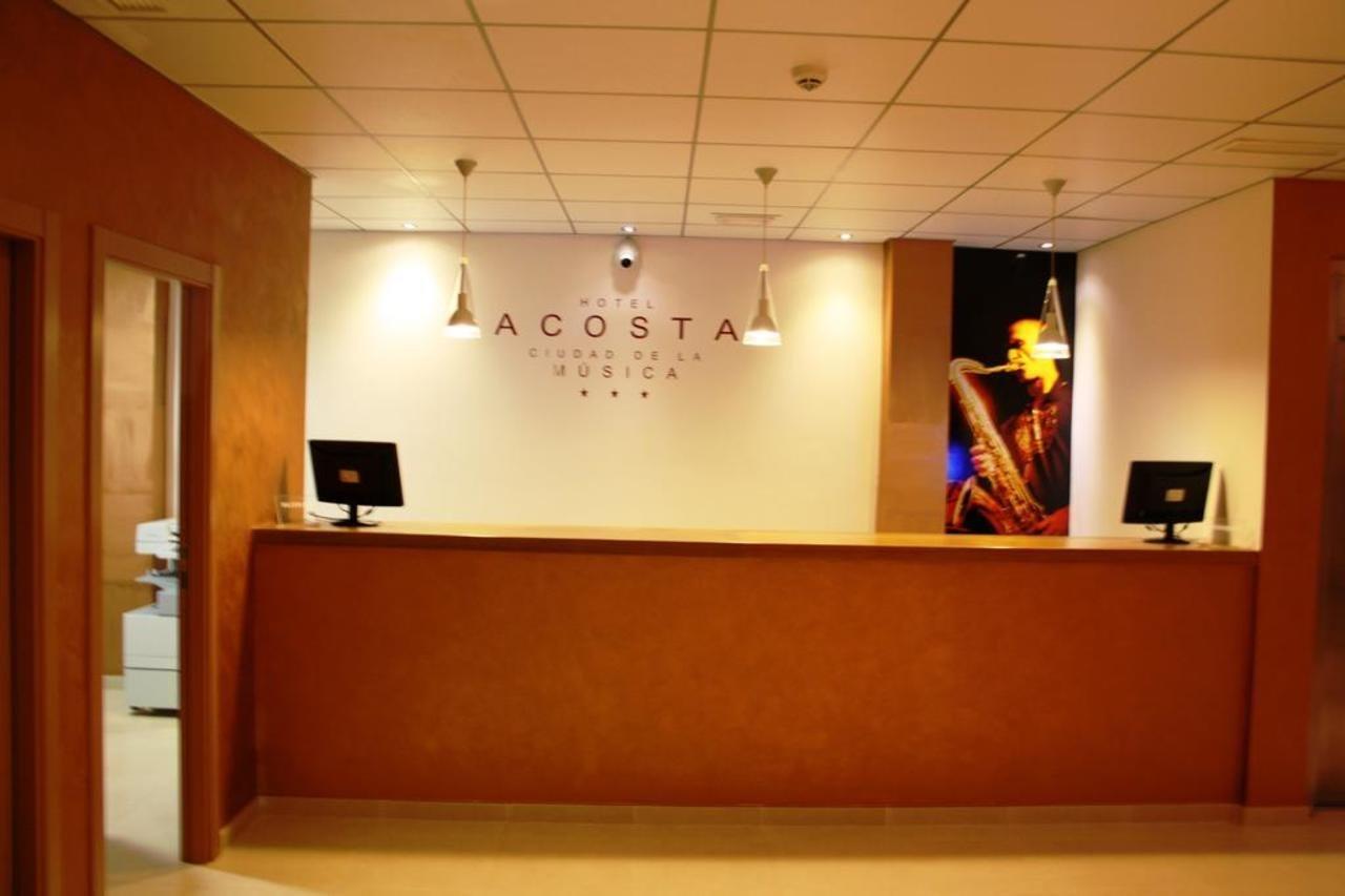 Hotel Acosta Ciudad De La Musica Вильяфранка-де-лос-Баррос Экстерьер фото